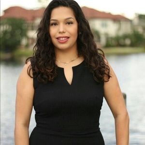 Meet your Posher, Connie